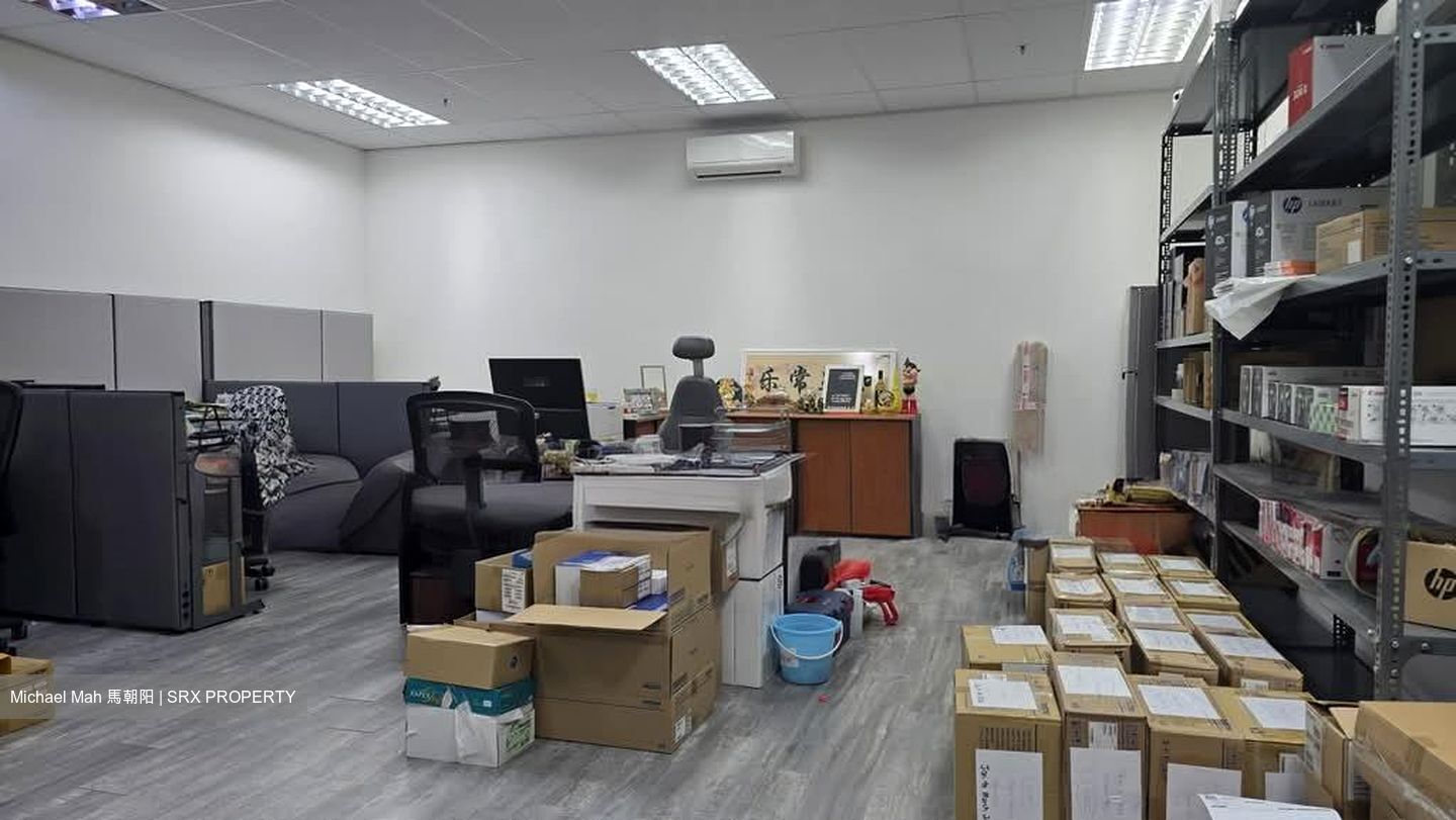 Sindo Industrial Building (D13), Factory #579080291